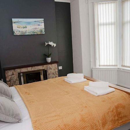 Six Bells Retreat Villa Abertillery Eksteriør billede