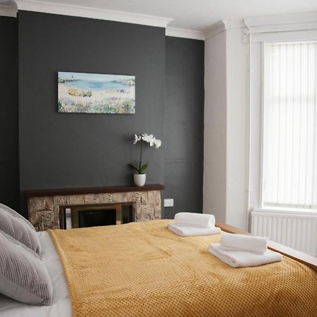 Six Bells Retreat Villa Abertillery Eksteriør billede
