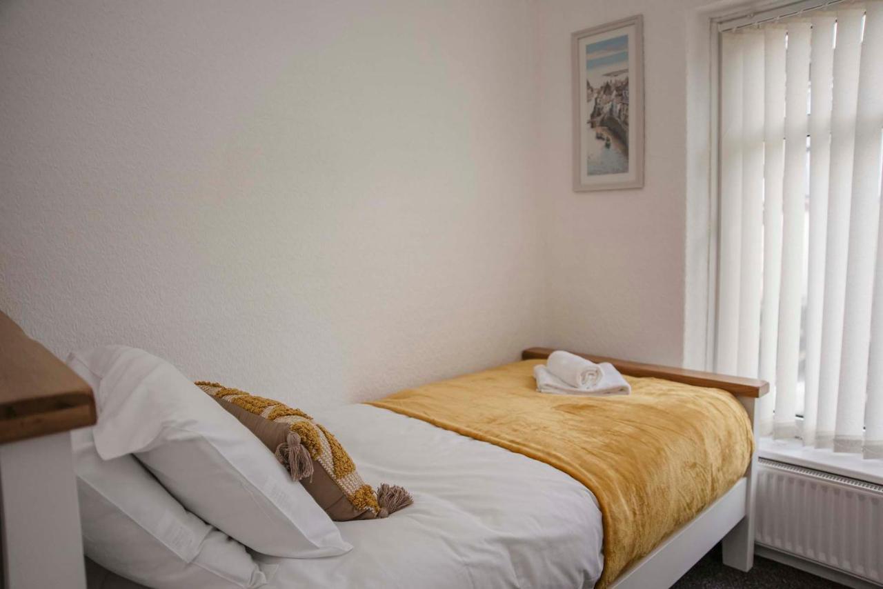 Six Bells Retreat Villa Abertillery Eksteriør billede